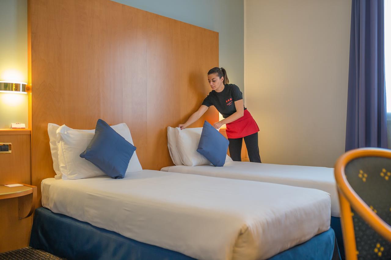 Una Hotels Оккьобелло Экстерьер фото