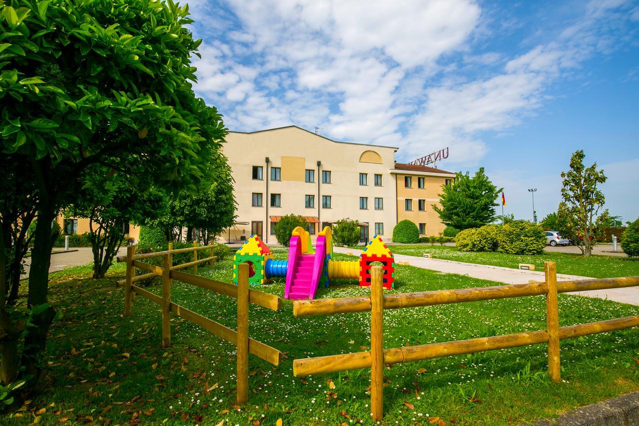 Una Hotels Оккьобелло Экстерьер фото
