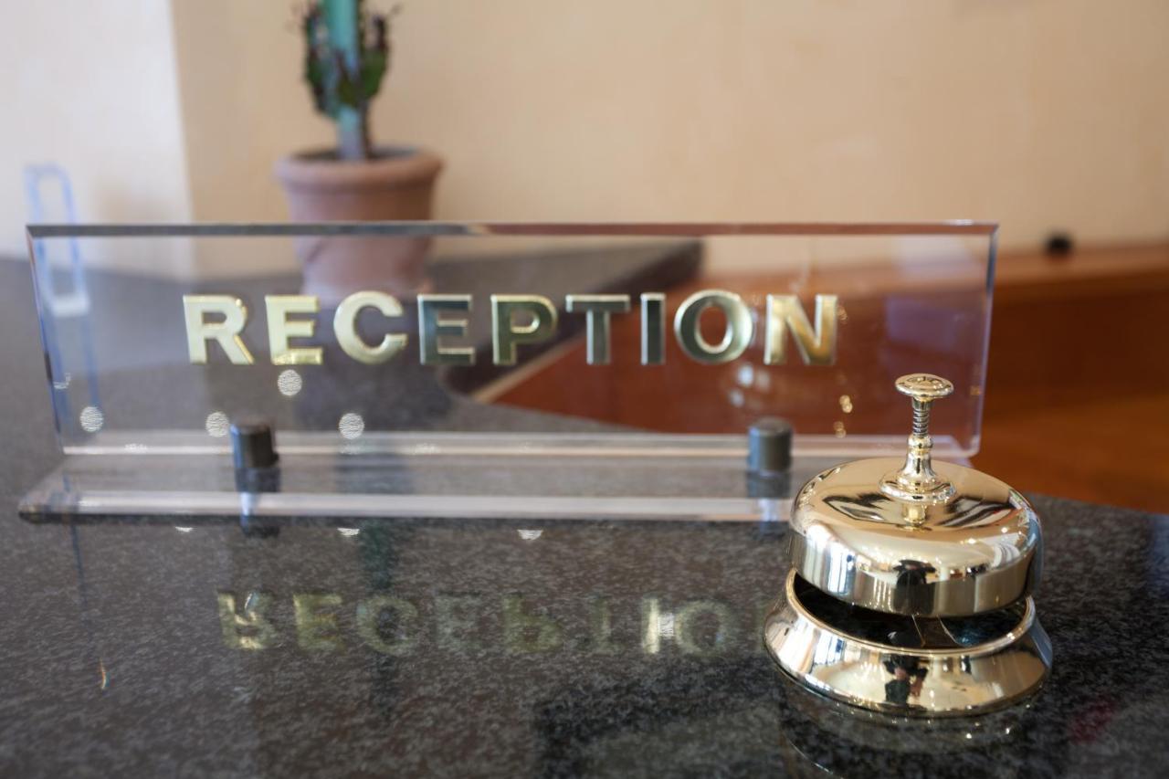 Una Hotels Оккьобелло Экстерьер фото